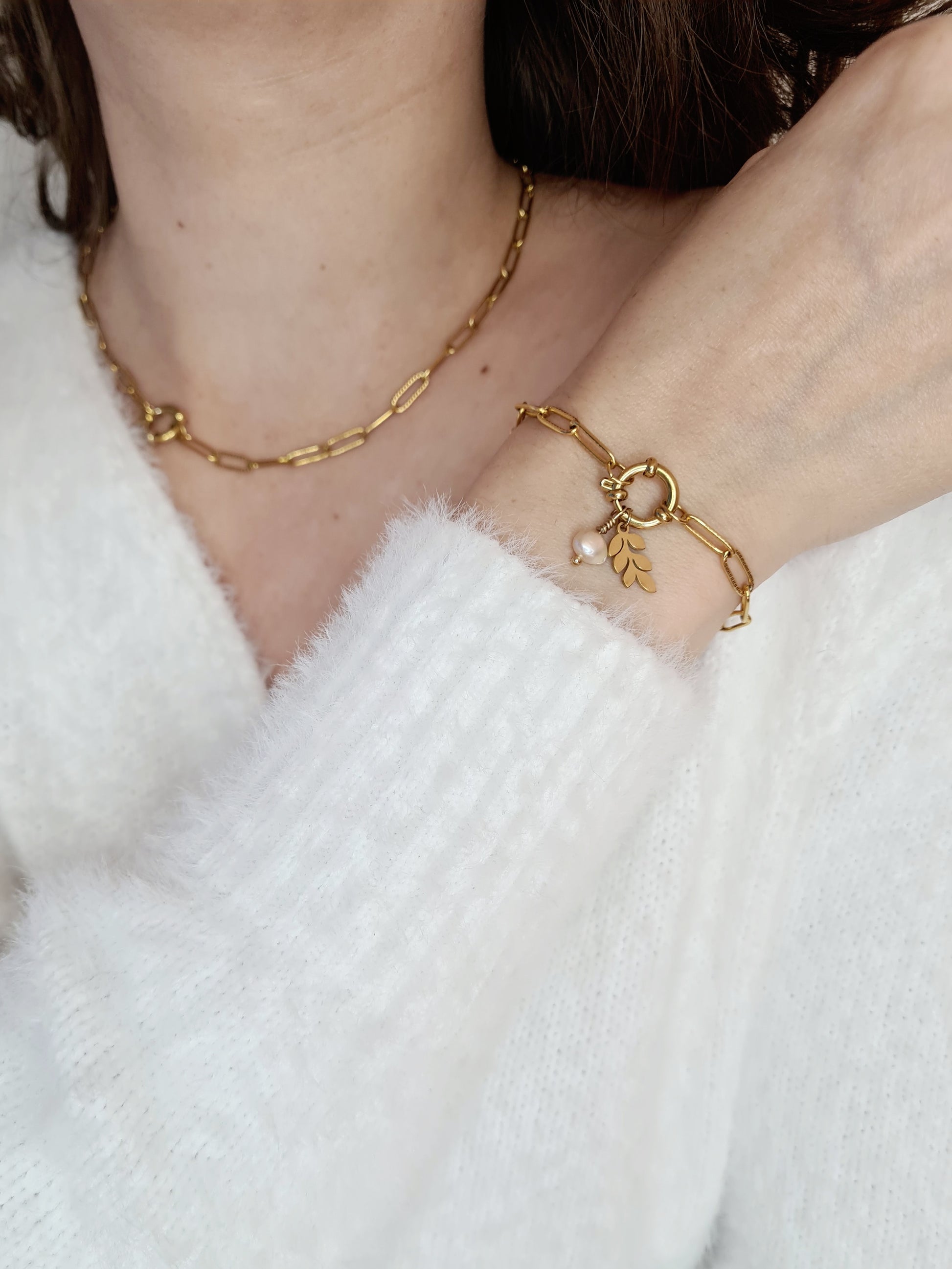 Pépi est un bracelet en acier inoxydable doré