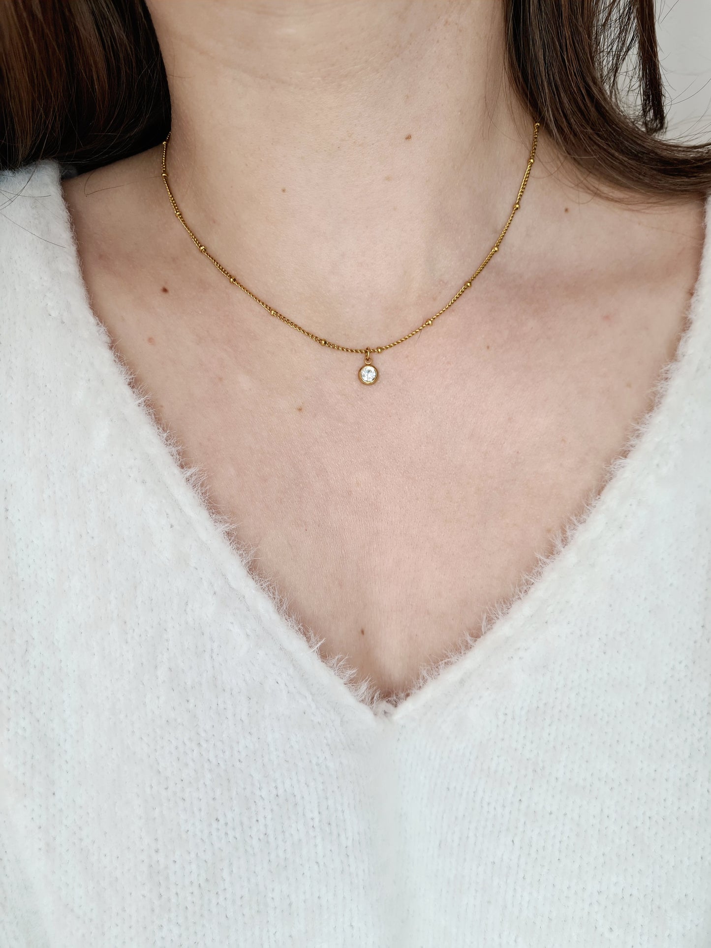 Foudre est un collier en acier inoxydable doré