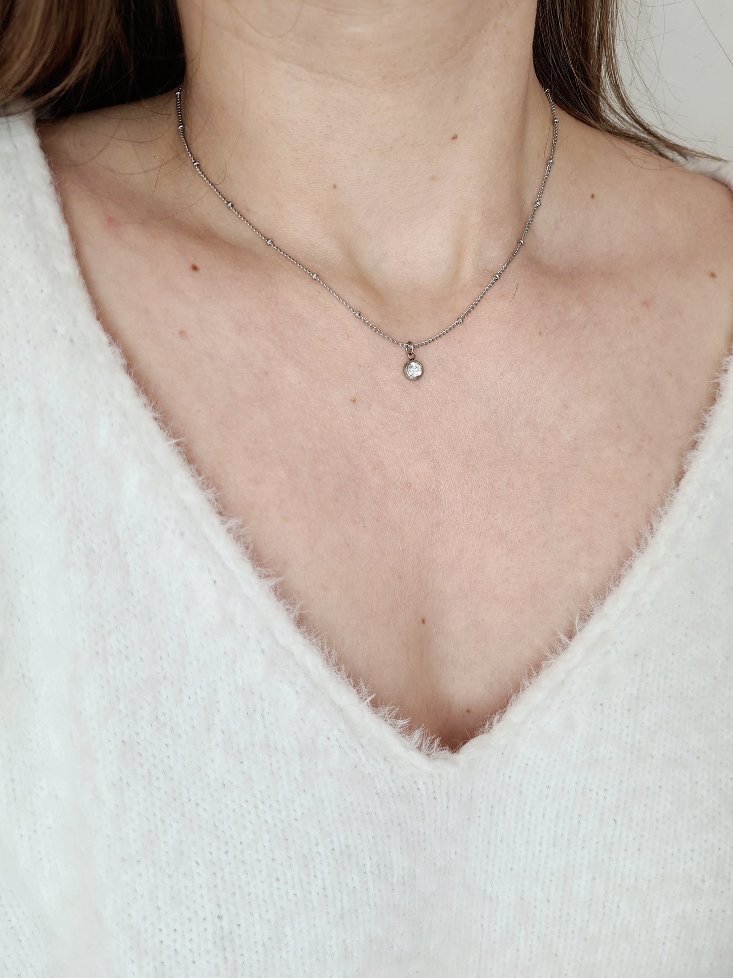 Foudre est un collier en acier inoxydable argenté