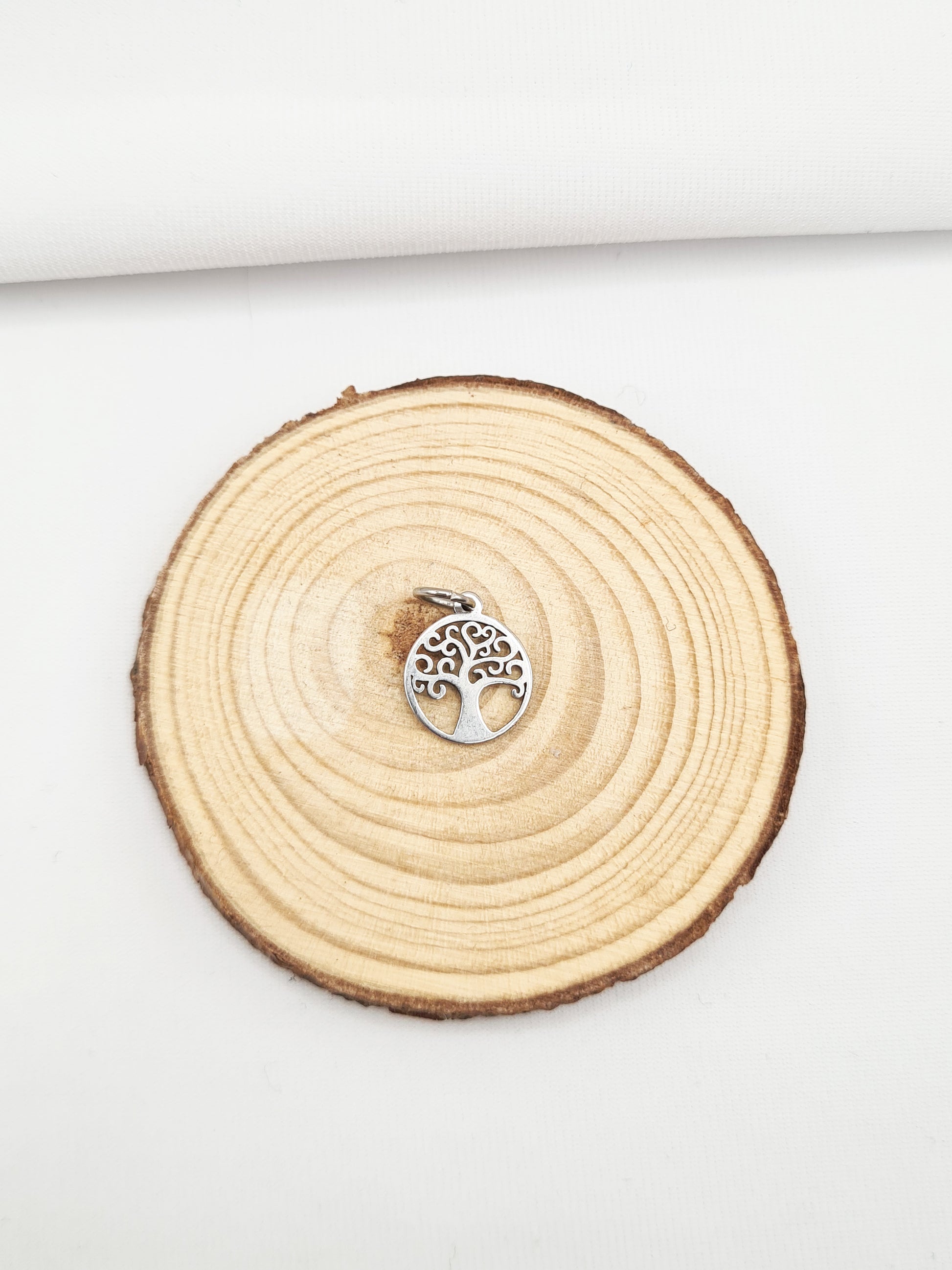 Pampille en acier inoxydable argenté composée de véritables pierres naturelles - Arbre de vie