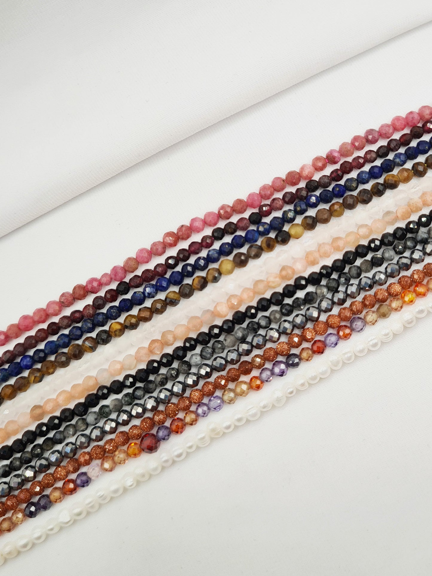 Pierres naturelles diverses pour personnalisations