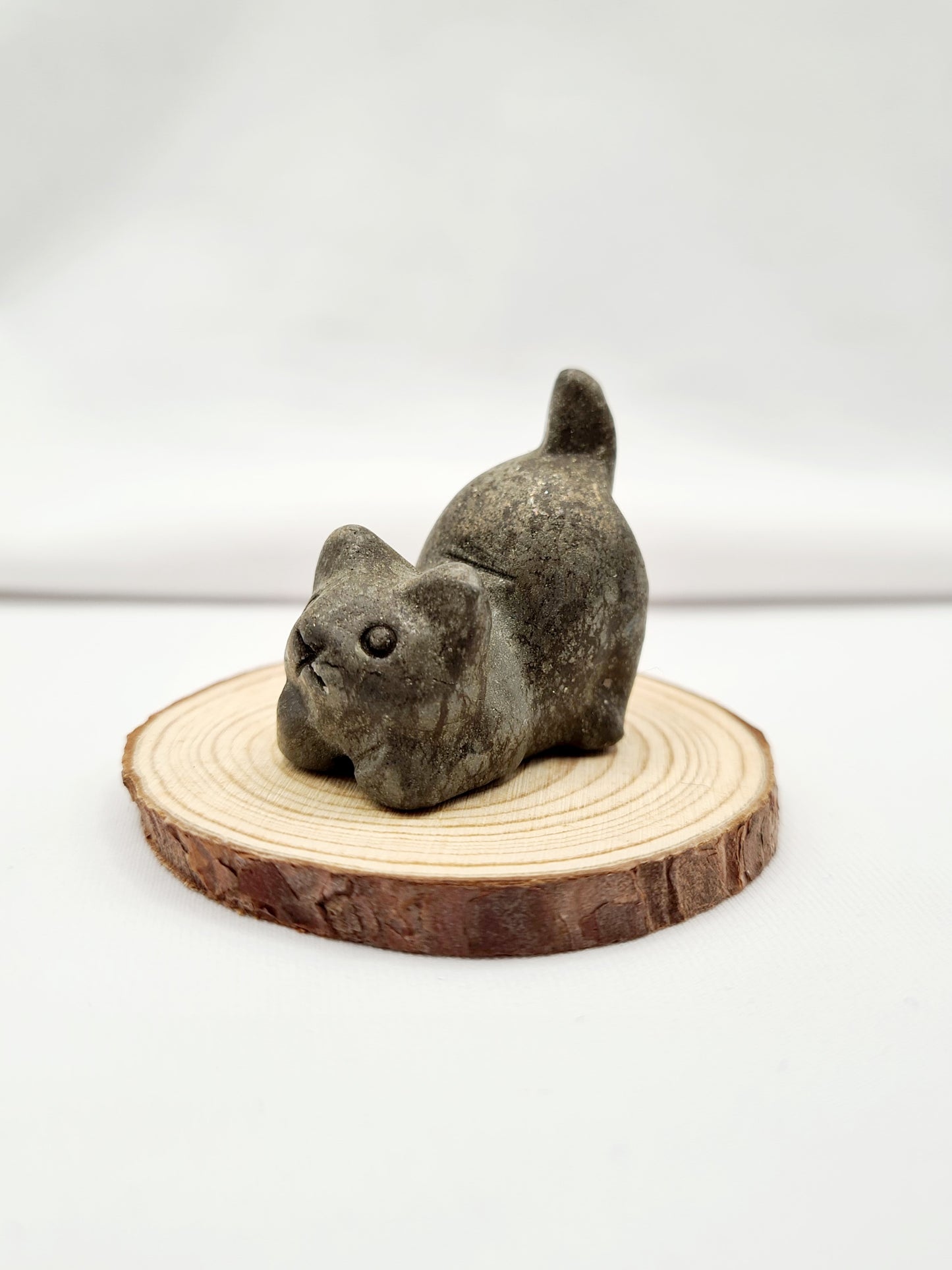 Figurine CHAT DETENDU