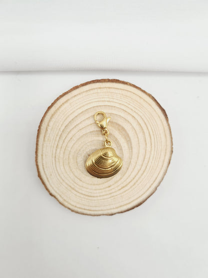 Pampille en acier inoxydable doré et argenté - Coquillage