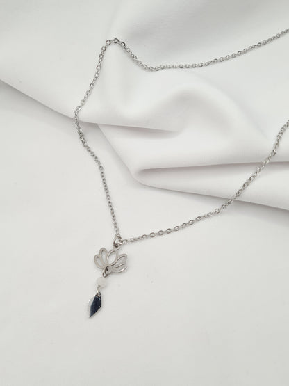 Collier FLEUR SACRÉE (personnalisable)