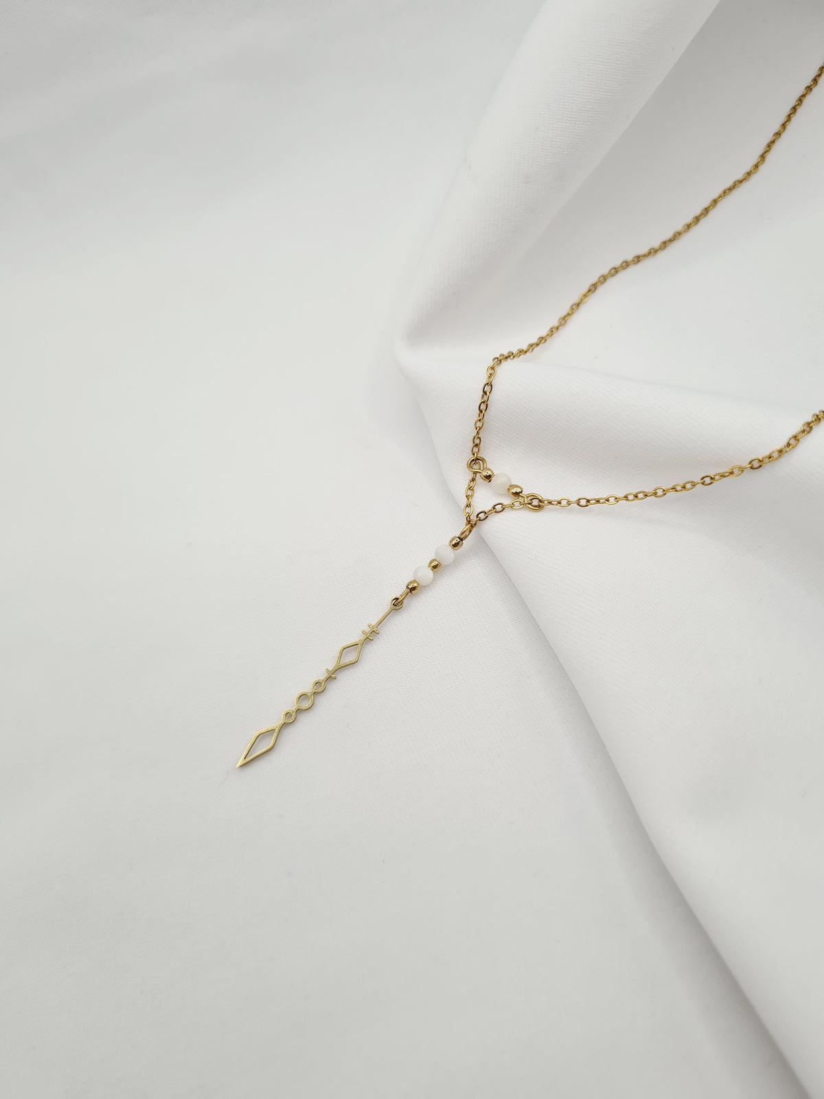 Collier ISOLA
